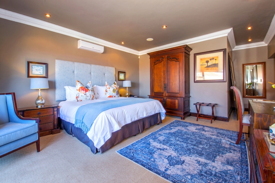 7 Bedroom Property for Sale in The Heads Western Cape